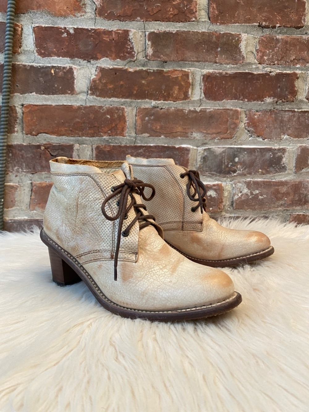 Bed|Stü Nectar Lux White Leather Booties, Size 7.5